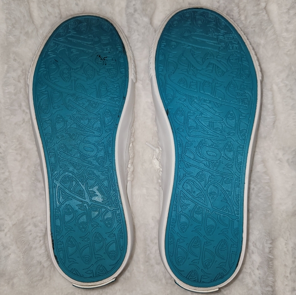 Blowfish White Sneakers - Picture 7 of 7